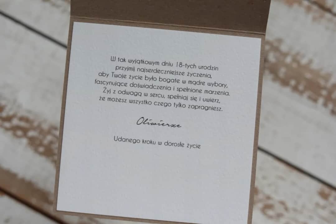 Kartka na 18 urodziny DIY: Stwórz unikalny prezent krok po kroku